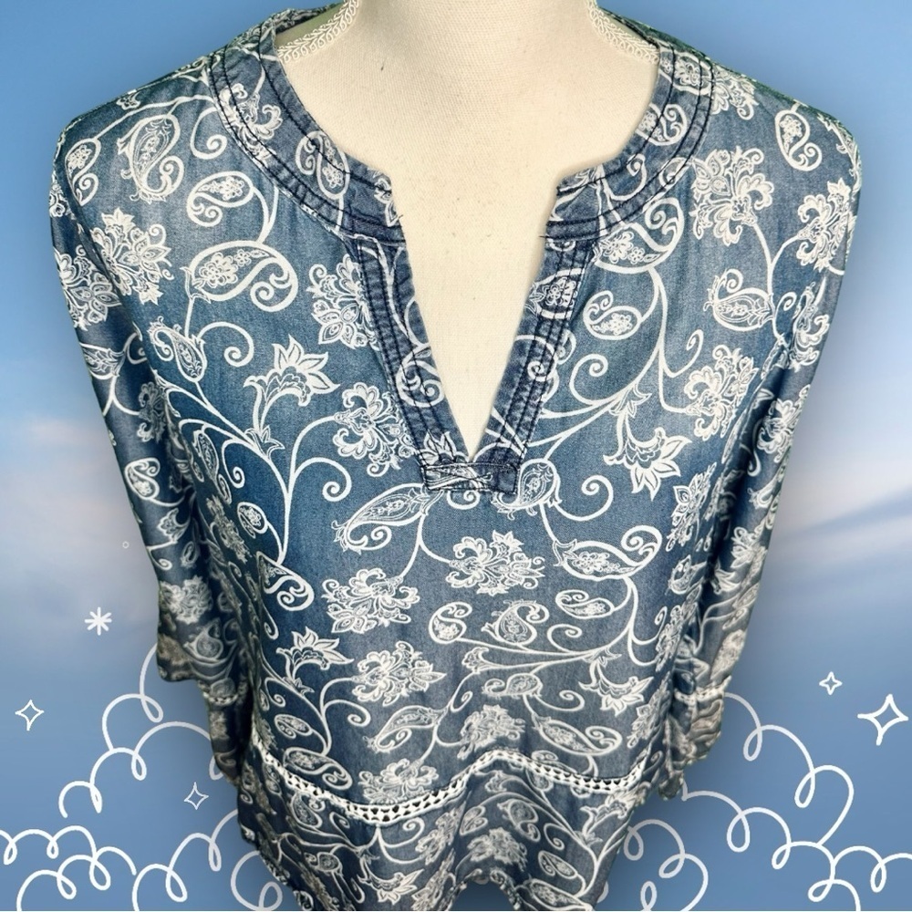 Fourteenth Place Denim Blue & White Paisley Lyocell Bohemian Print Top Size M - Picture 5 of 9